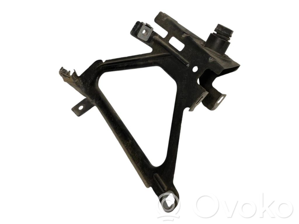 Spārna stiprinājums