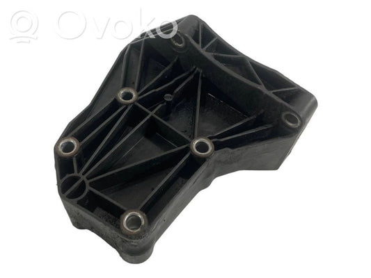 Gaisa kondicionēšanas kompresora stiprinājums