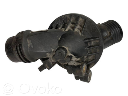 Thermostat / thermostat housing