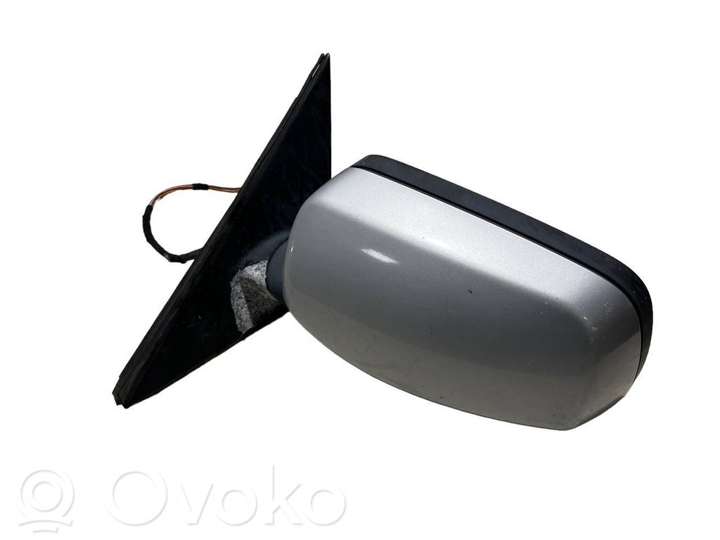 Spogulis (elektriski vadāms)