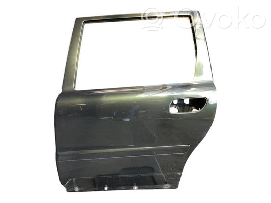 Aizmugurējās durvis