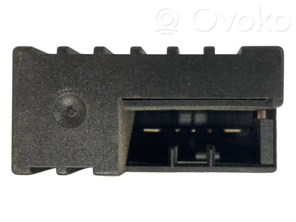 Sēdekļu apsildes slēdzis