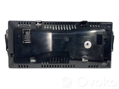 Ekrāns / displejs / mazais ekrāns