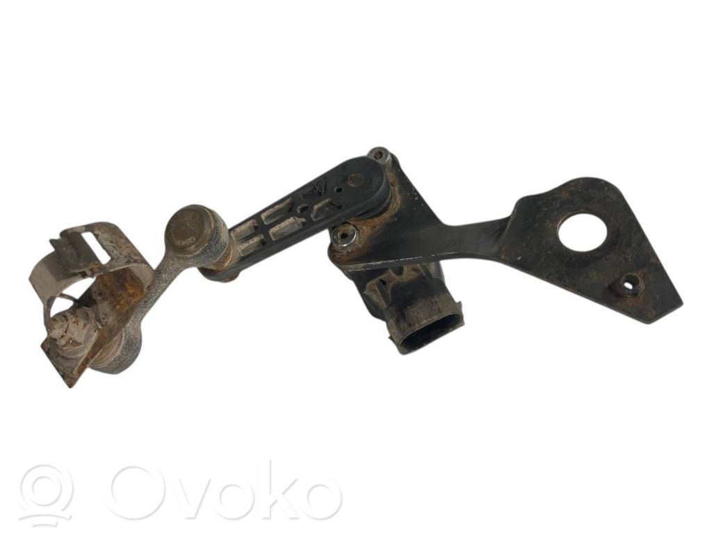 Augstuma sensors (priekšējo lukturu)