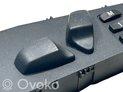 Seat adjustment switch(es)