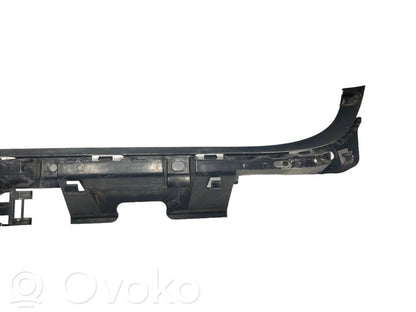 Rear bumper mounting bracket