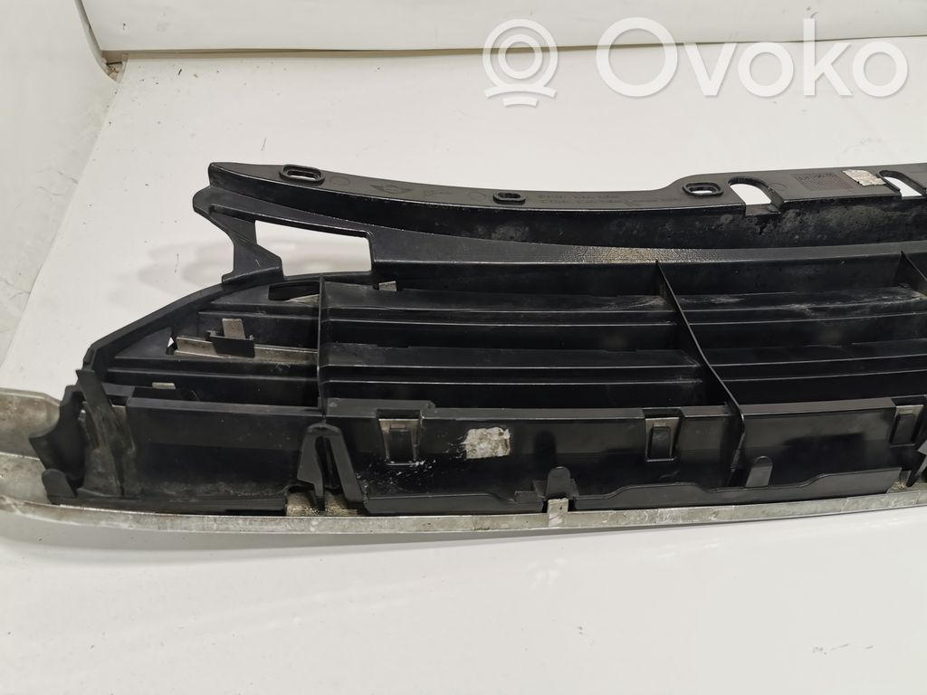 Augšējais režģis