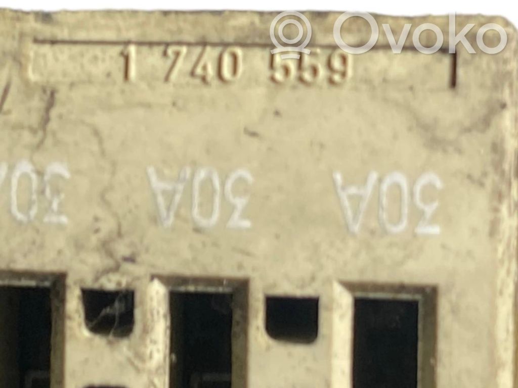 Dzinēja vadu instalācija