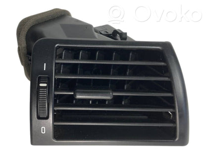 Side air grille