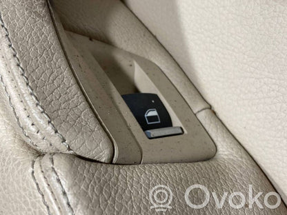 Обивка задней двери