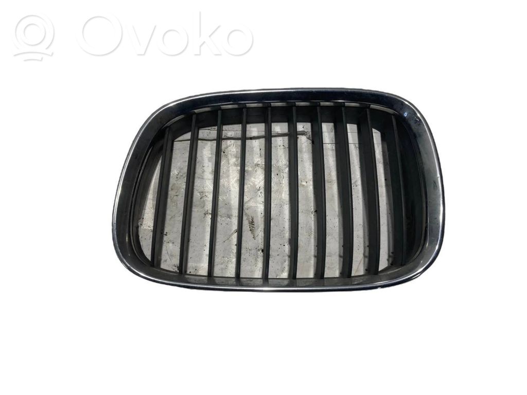 Top grille