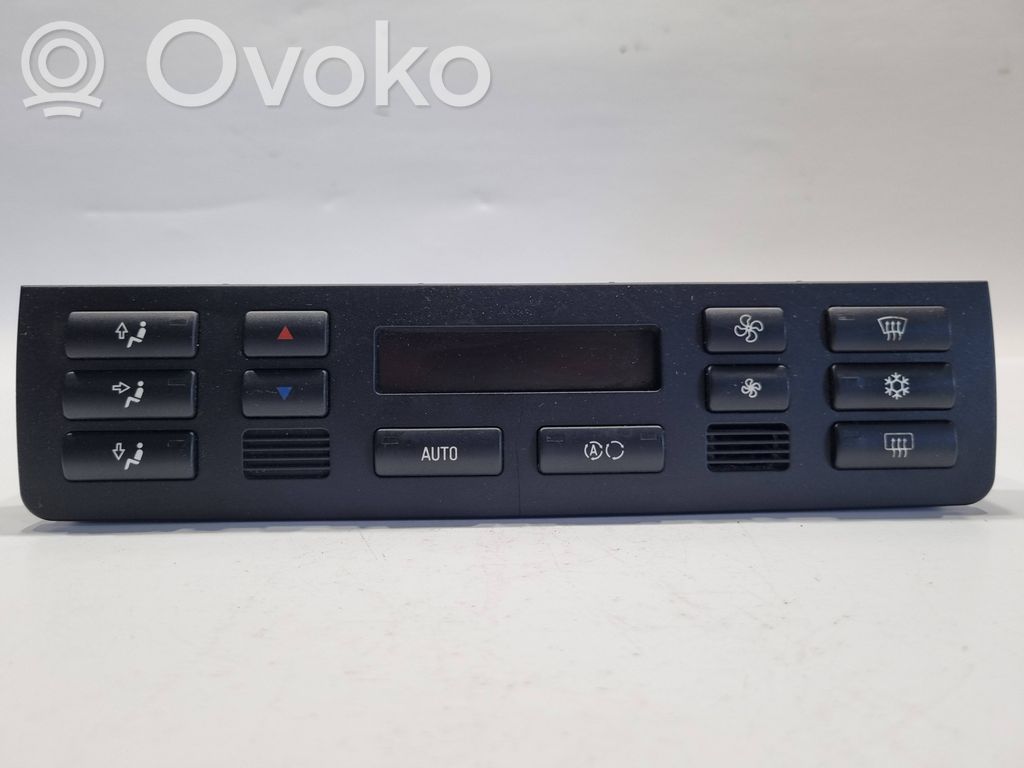 Air conditioning / climate control / interior heating control unit (in the passenger compartment)