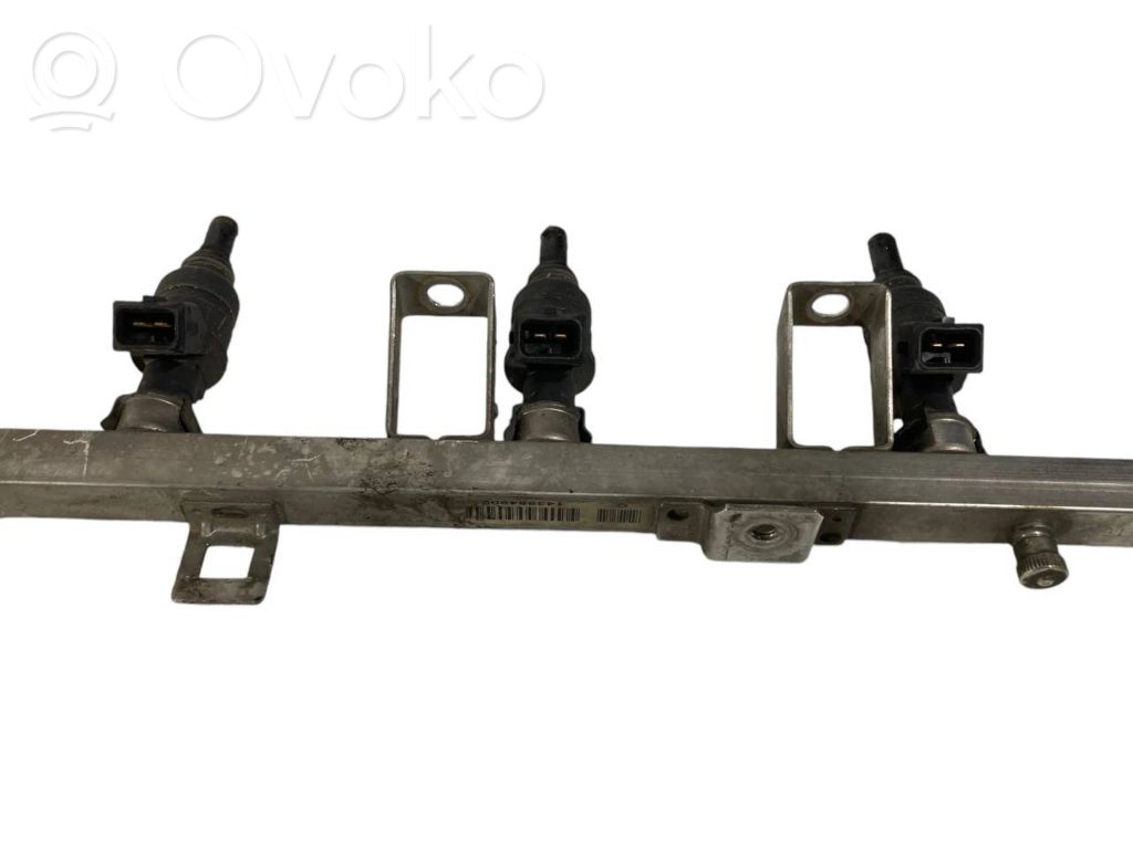 Degvielas maģistrālā caurule