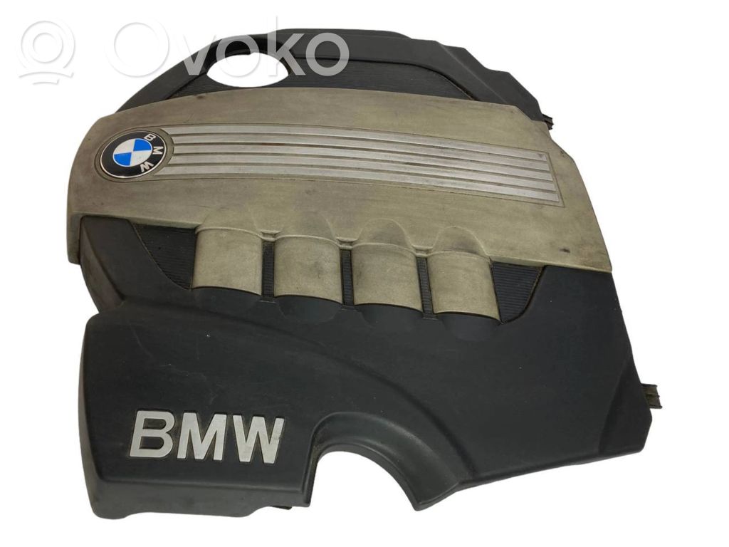 Крышка двигателя (декоративная отделка)