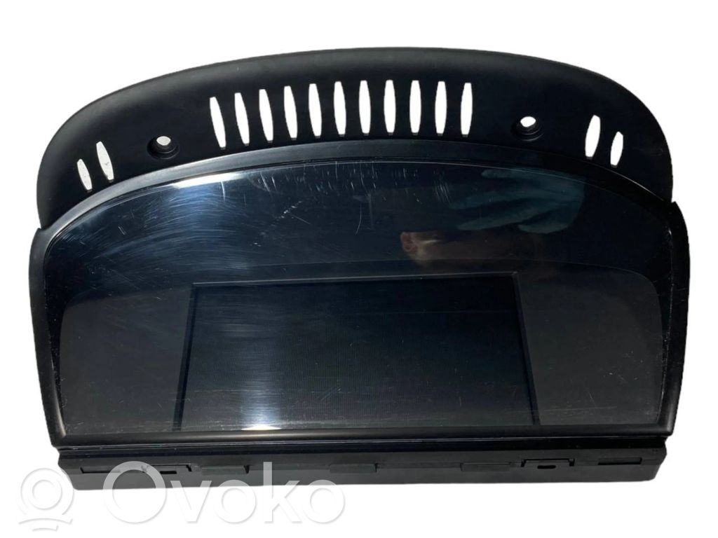 Screen / display / small screen