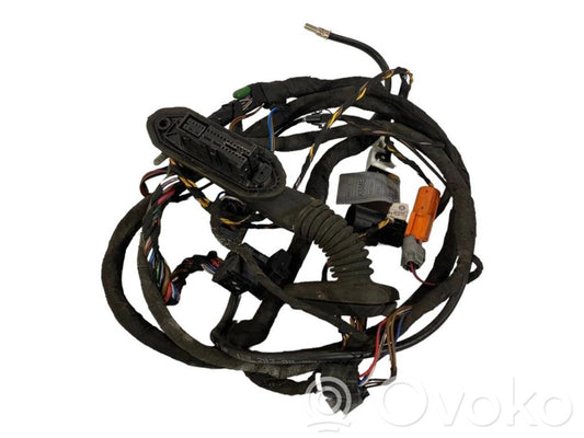 Монтаж электропроводки входной двери