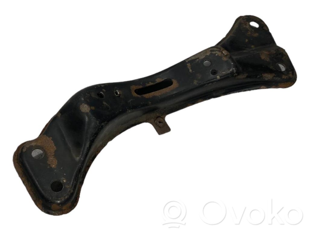 Кронштейн крепления трансмиссии