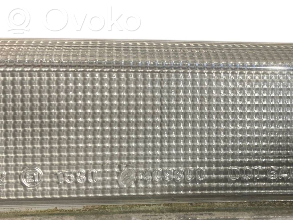 Papildu bremžu signāla lukturis