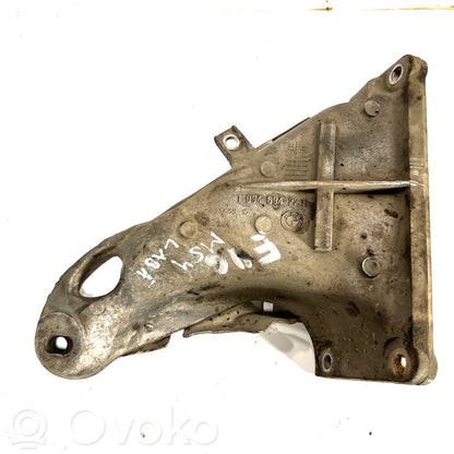 Dzinēja nostiprināšanas stiprinājums-kronšteins