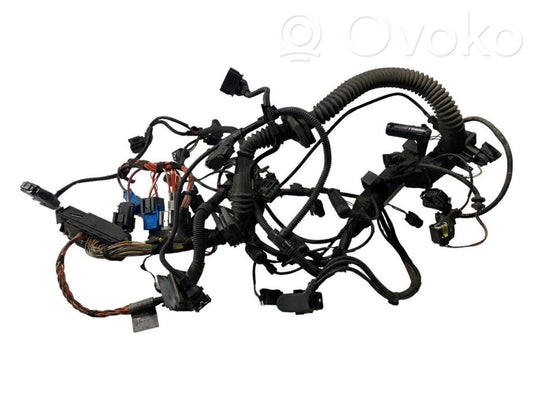 Dzinēja vadu instalācija