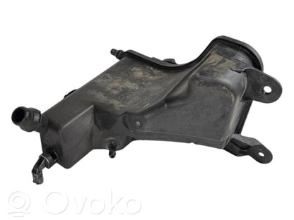 Dzesēšanas šķidruma izplešanās tvertne