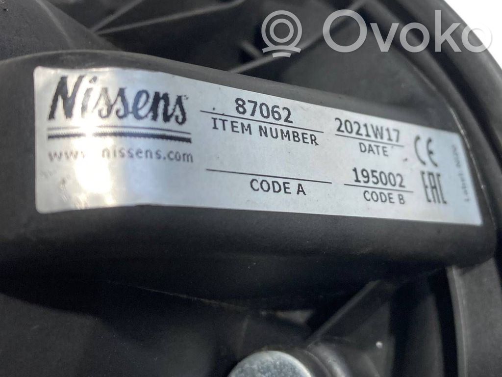 Mazā radiatora ventilators