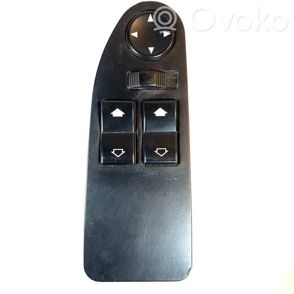Window lift control switch(es)