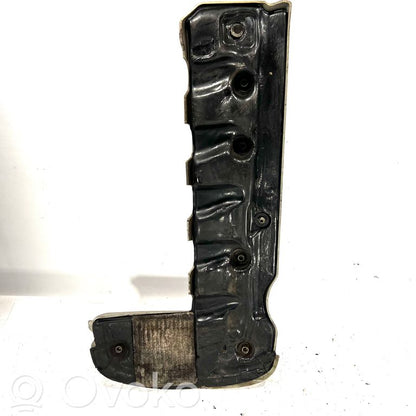Engine cover (decorative trim)