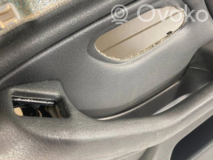 Отделка передней двери