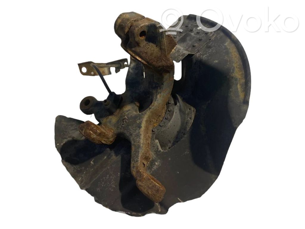 Priekšējā riteņa rumbas vārpstas šarnīrs (stupica, capfa)