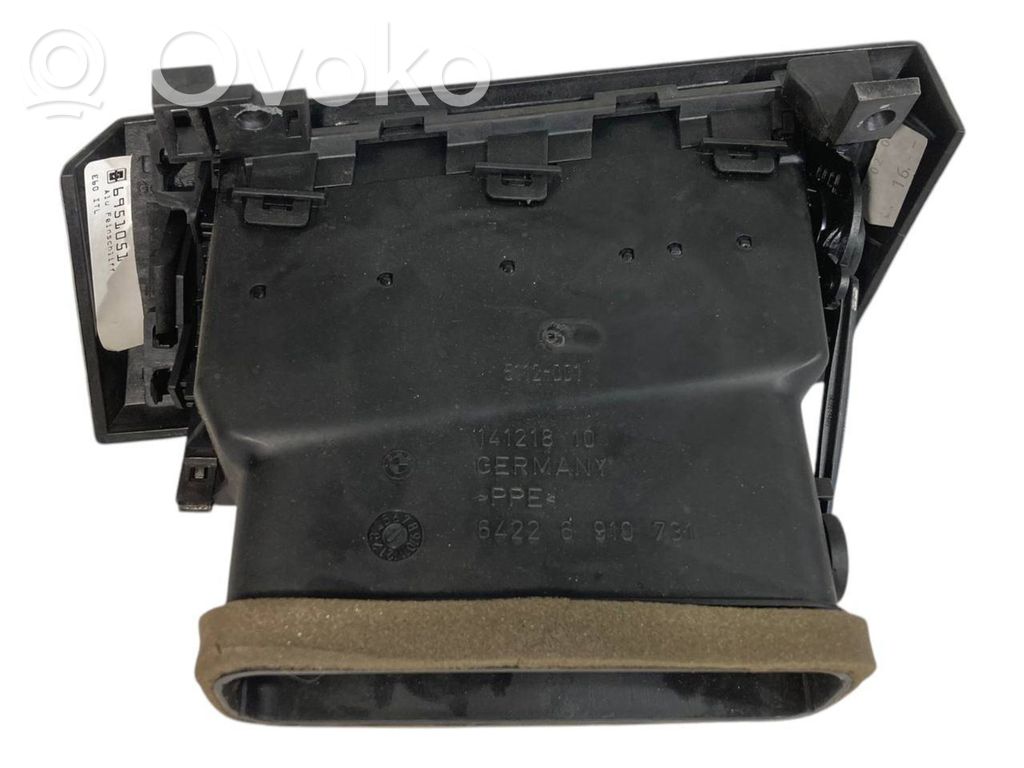 Salona dekoratīvās apdares komplekts