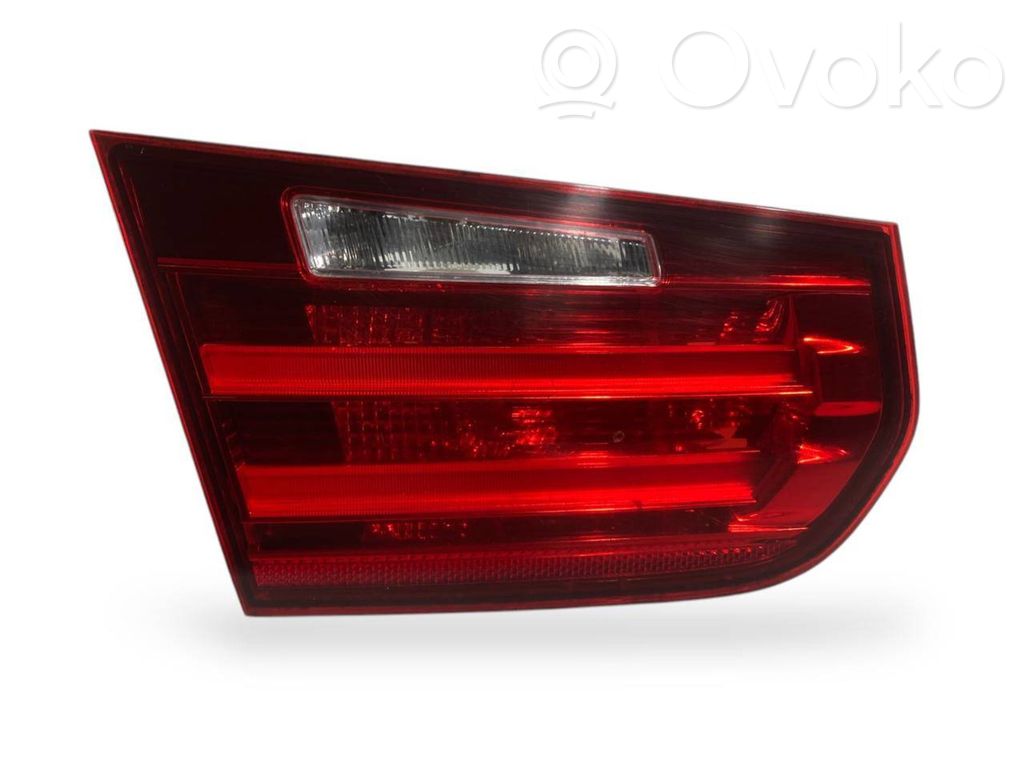 Taillight in the hood