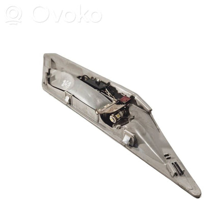 Interjera apgaismošanas slēdzis