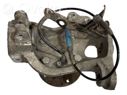 Priekšējā riteņa rumbas vārpstas šarnīrs (stupica, capfa)