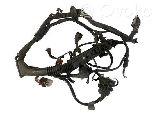 Dzinēja vadu instalācija