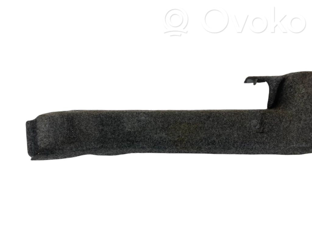 Cita veida bagāžnieka dekoratīvās apdares detaļa