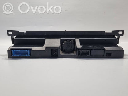 Gaisa kondicioniera / klimata kontroles / salona apsildes vadības bloks (salonā)