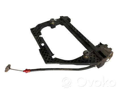 Holder/bracket for external opening handle at the back