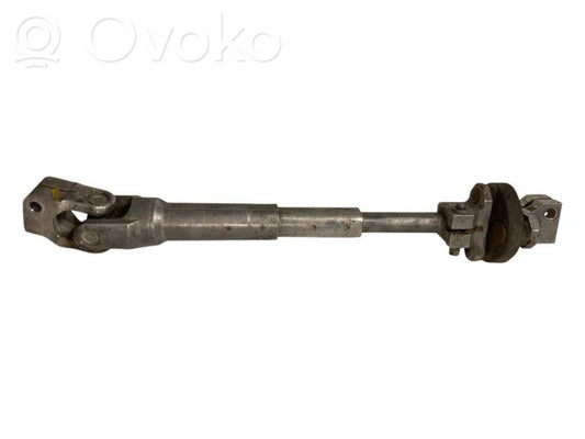 Steering wheel axle cross-joint