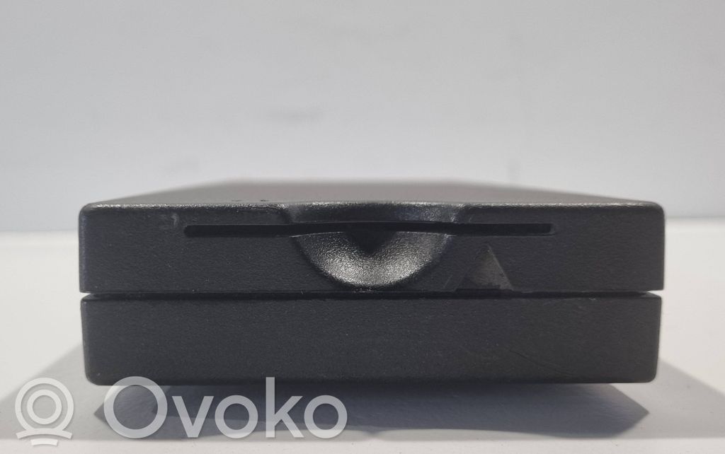 Tālruņa vadības bloks