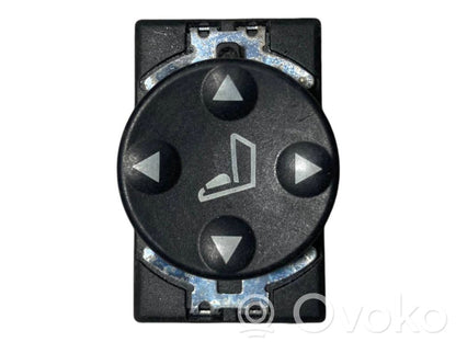 Seat adjustment switch(es)