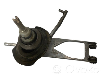 Switching mechanism (sliding mechanism)