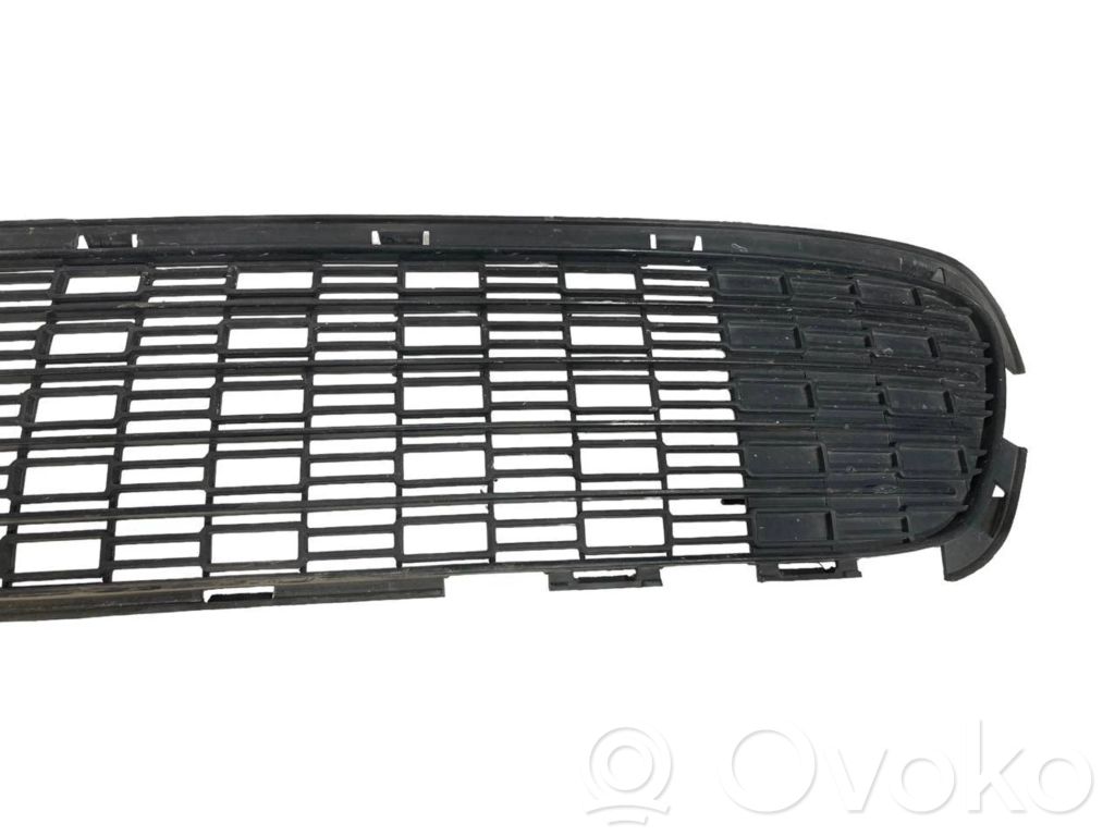 Apakšējais režģis (trīsdaļīgs)