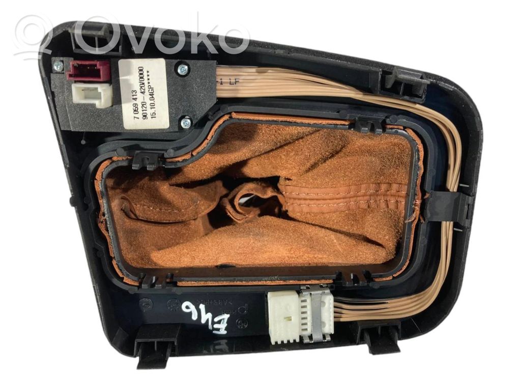 Gear shift lever decorative trim (plastic)