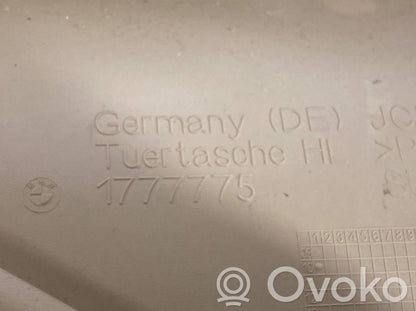 Apšuvums aizmugurējām durvīm