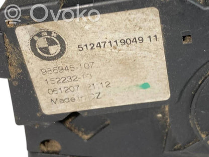 Aizmugurējā pārsega slēdzene