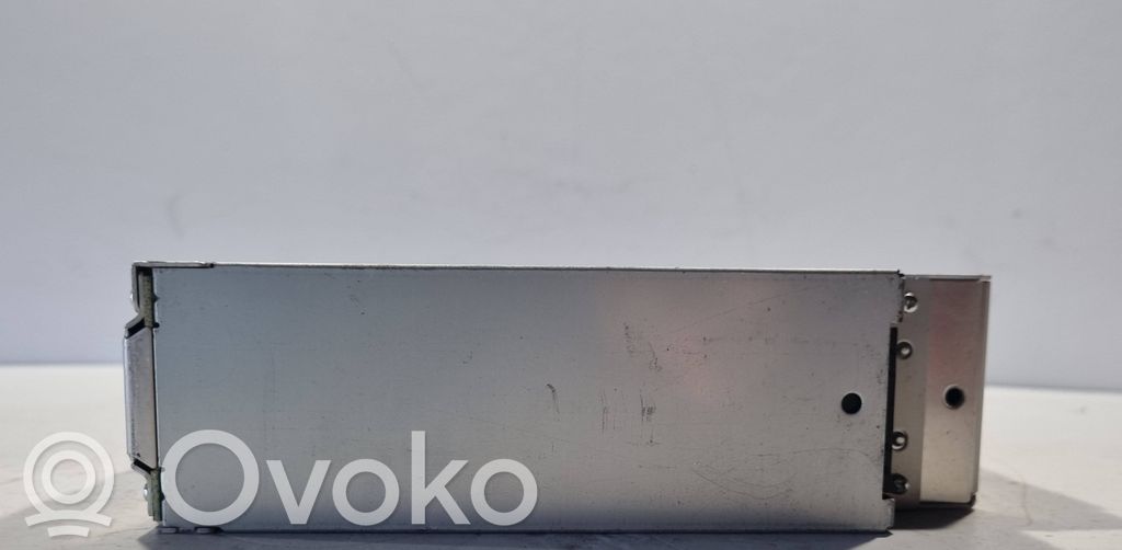 Радио / CD/DVD-плеер / навигация