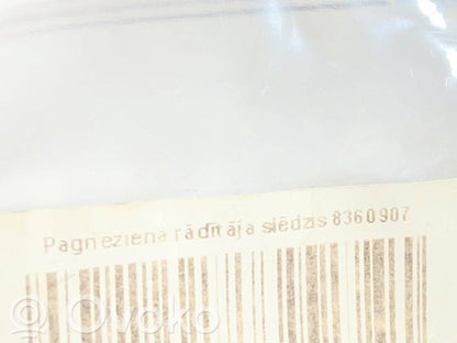 Pagrieziena signālu / lukturu sviria