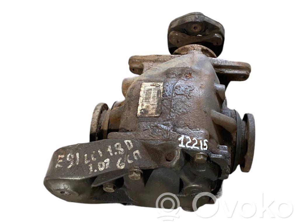 Aizmugurējais reduktors