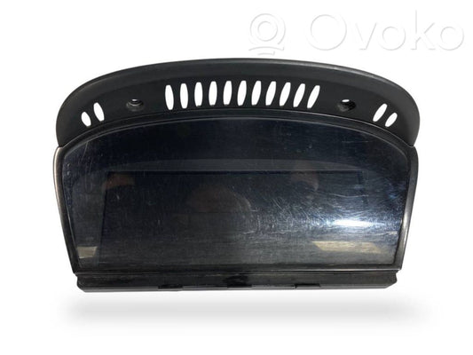 Ekrāns / displejs / mazais ekrāns